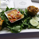 Blushing Amsterdam Comida