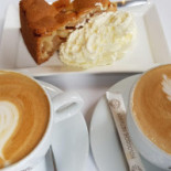 Blushing Amsterdam Comida