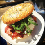 Jan Cremer Koffiebar, Apérobar, Brunchbar In Gent Comida