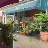 Two Chefs Extérieur