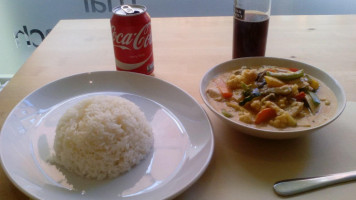 Thawan Thai Take Away Comida