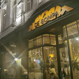 De Bompa À l'intérieur