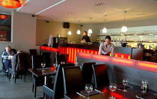 Attitude À l'intérieur