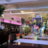 Faits Divers À l'intérieur