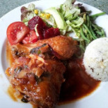 Faja Lobi Café Resto En Vakantielogies Comida