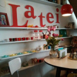 Latei À l'intérieur