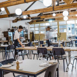 Entrepot À l'intérieur