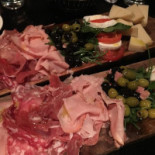 Gustavino Nourriture