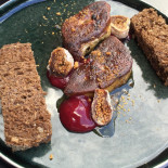 Neuf Mille Nourriture