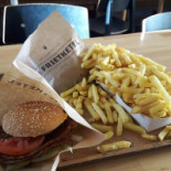 Lucia's Bolo District Nourriture