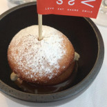 Less Eatery Nourriture