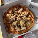 Senior Pizza Nourriture