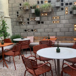 Benedict Cafe À l'intérieur