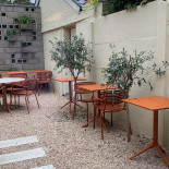 Benedict Cafe Extérieur