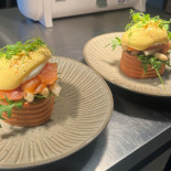 Benedict Cafe Nourriture