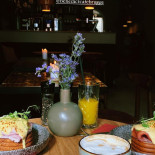 Benedict Cafe À l'intérieur