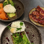 Benedict Cafe Nourriture