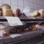 De Leeuw's Warme Bakkerij food