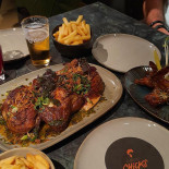 Disco Chicks Nourriture