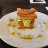 De Buehne Nourriture