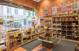 Daya Chocolates Dentro