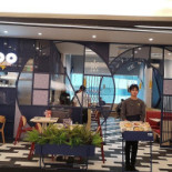 Benedict Cafe Extérieur