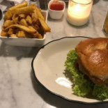 H. Burger Nourriture