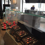 Pierre Marcolini I The Biscuit Shop À l'intérieur