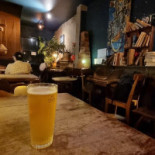 Le Pantin À l'intérieur