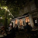 Minimes Cafe Exterior