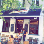 Minimes Cafe Exterior