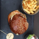 Le Clan Des Belges Nourriture