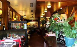 Nelson À l'intérieur