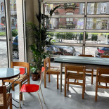 Aube Bakery Coffee À l'intérieur