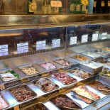 Aube Bakery Coffee À l'intérieur