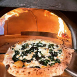 Gusti Pizzeria Nourriture