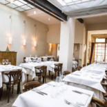 The Augustin À l'intérieur