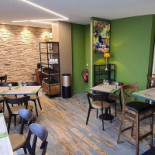 Ma Poule À l'intérieur