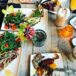 Le Seventy-five Comida