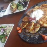 Le Seventy-five Comida