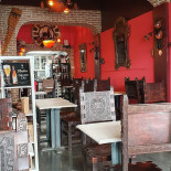 Dimension Latina À l'intérieur