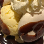 Le Pigeon Noir Nourriture