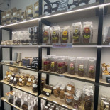 Corné Dynastie Centrum Gourou