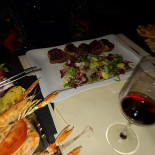 Petros Le Pelican Comida