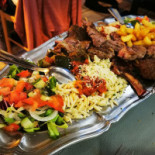 Petros Le Pelican Comida