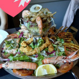 Petros Le Pelican Nourriture