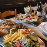 Petros Le Pelican Nourriture