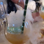 Petros Le Pelican Bebida