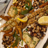 Le Zee Poissonnerie Comida