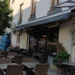 Menelas Ouzerie Extérieur